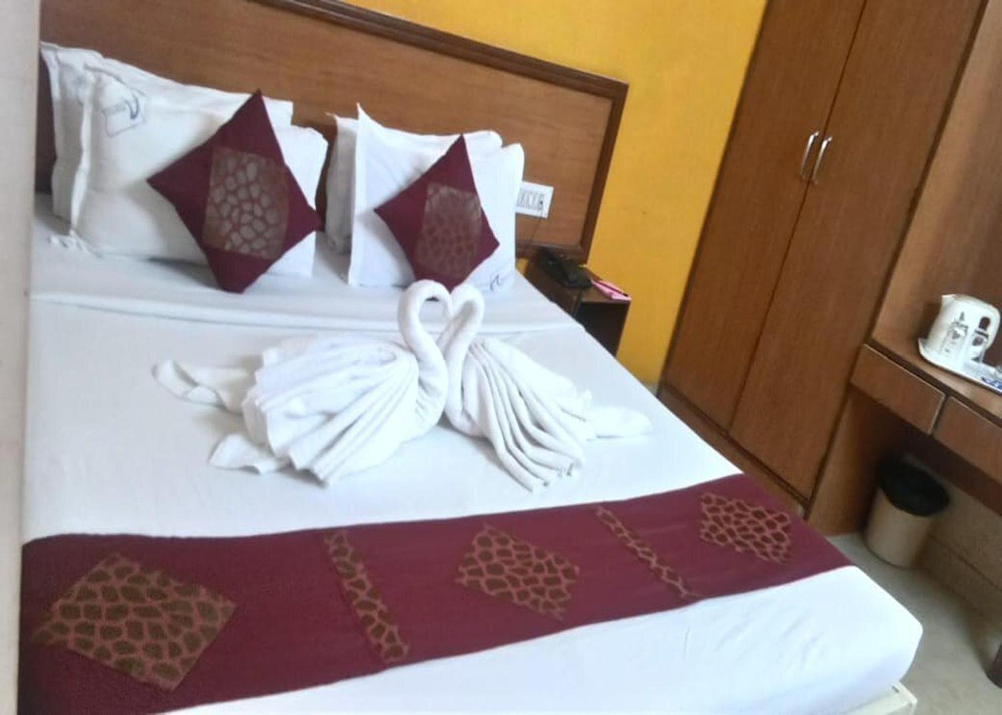 Hotel Akshara Regency, Yeshwanthpur Bangalore Buitenkant foto