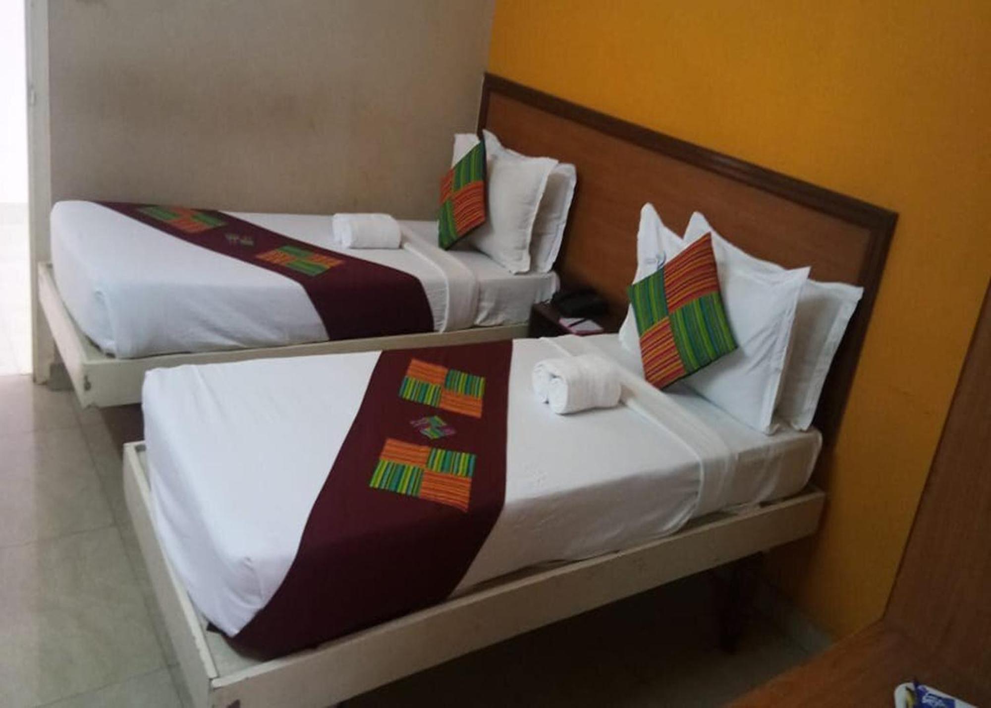 Hotel Akshara Regency, Yeshwanthpur Bangalore Buitenkant foto