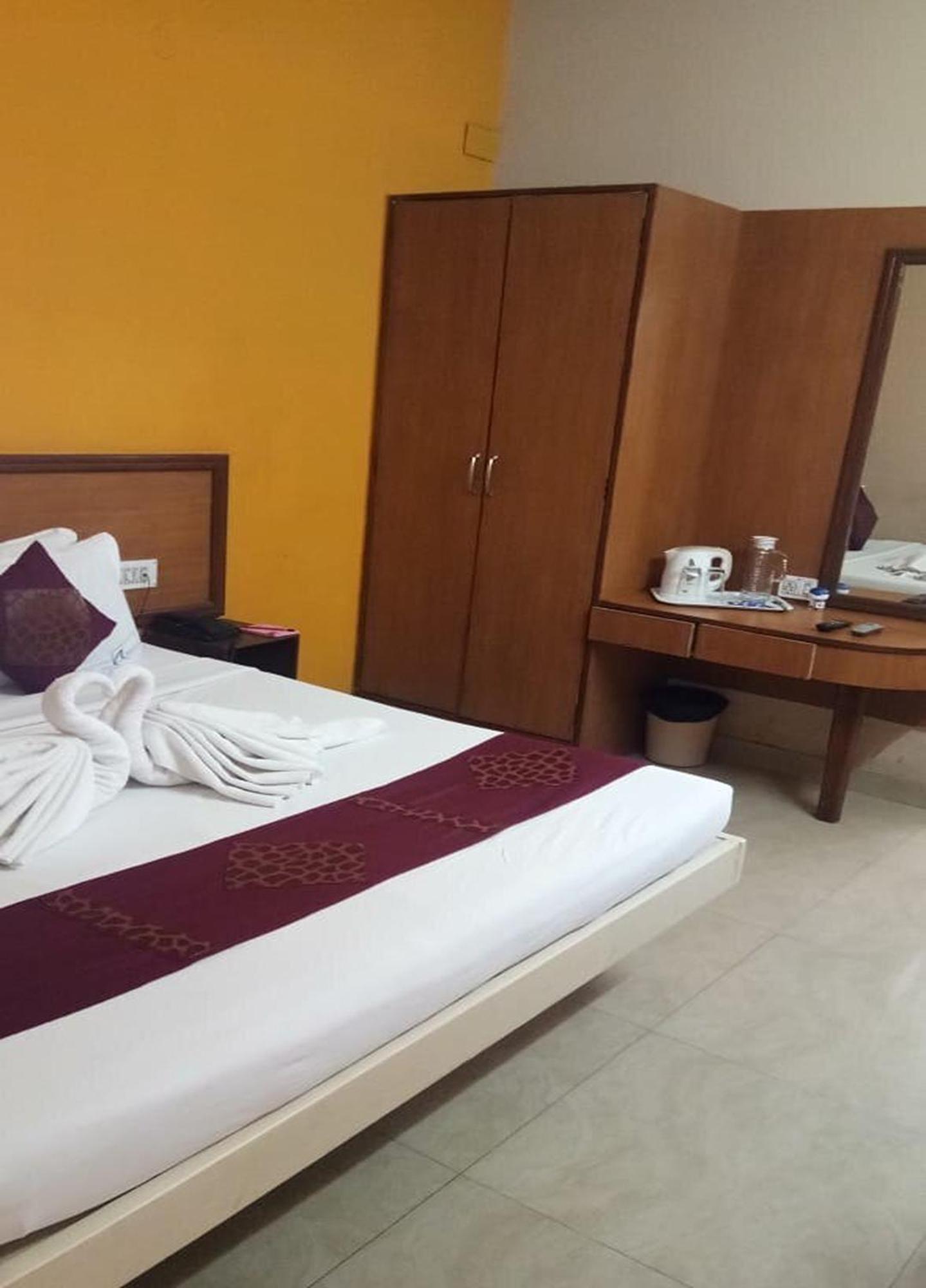 Hotel Akshara Regency, Yeshwanthpur Bangalore Buitenkant foto